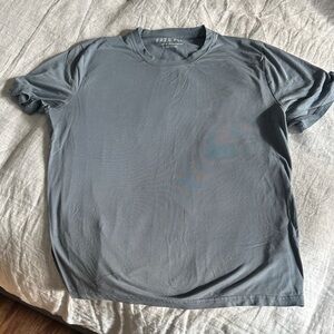 Men's Gray T-Shirt Free Fly